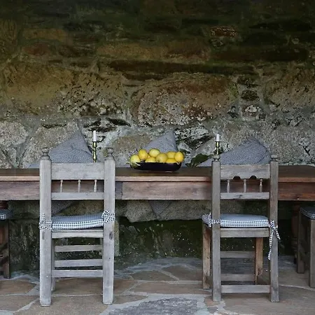 Willa Fee4me O' Pepito 1743 Abbot's House *
