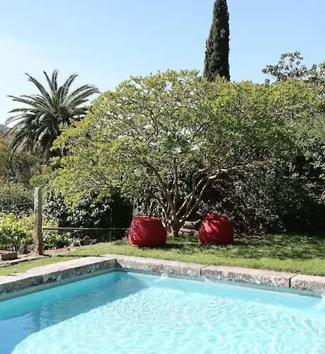 Fee4me O' Pepito 1743 Abbot's House